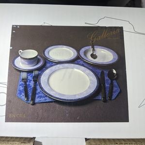 En Ciel by Galleria Fine China